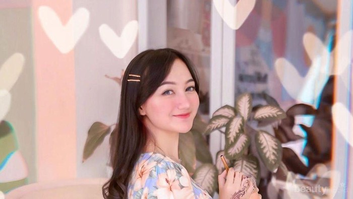 Padu Padan Warna Pastel untuk Gaya Casual ala Influencer Nanda Arsyinta
