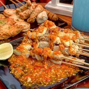 Tak Sempat Buka di Rumah? 6 Tempat Makan Murah Meriah Ini Bisa Jadi Rekomendasi