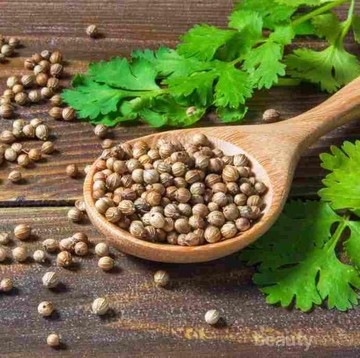 5 Tips Paling Ampuh Mengatasi Sariawan Saat Puasa