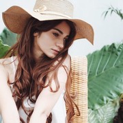 5 Rekomendasi Serum Vitamin C untuk Kulit Kencang, Mulus dan Cerah