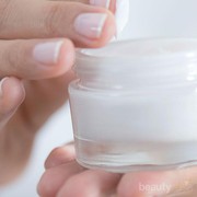 Mengenal Kandungan Asam pada Skincare, Glycolic Acid vs Lactic Acid