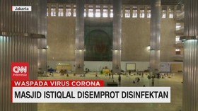 VIDEO: Masjid Istiqlal Disemprot Disinfektan