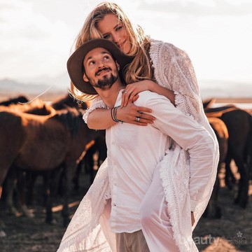 Romantis! Ini 5 Tempat untuk Honeymoon di Indonesia