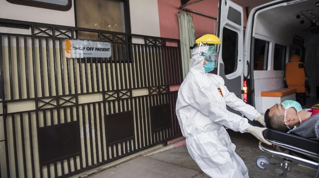 Anggota Komisi IX DPR RI dari Fraksi PKS Kurniasih Mufidayati menilai PSBB tidak akan efektif diterapkan di DKI Jakarta yang menjadi episentrum virus corona.