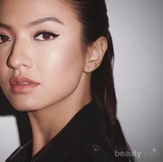 Rahasia Wajah Awet Muda di Usia 30-an ala Artis Cantik Raline Shah