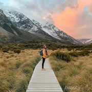 5 Tempat Traveling Menakjubkan di New Zealand yang Wajib Dikujungi, Indahnya Kebangetan!