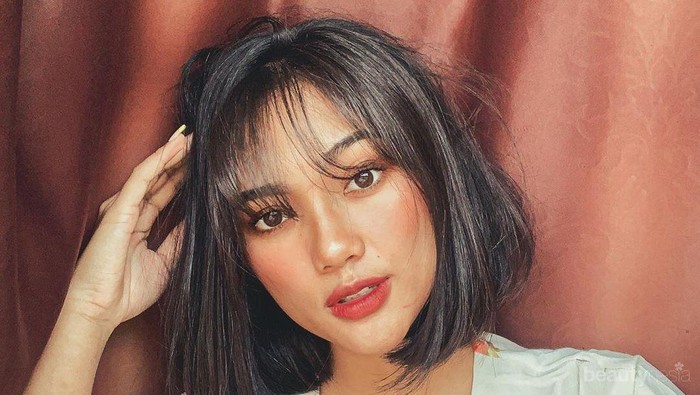 Marion Jola Beri Inspirasi Makeup untuk Kulit Sawo Matang