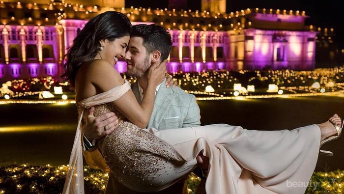 Selalu Tampil Serasi, Ini 5 Gaya Nick Jonas dan Priyanka Chopra di Berbagai Acara