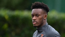Kencani Model hingga Malam, Bintang Chelsea Ditangkap Polisi