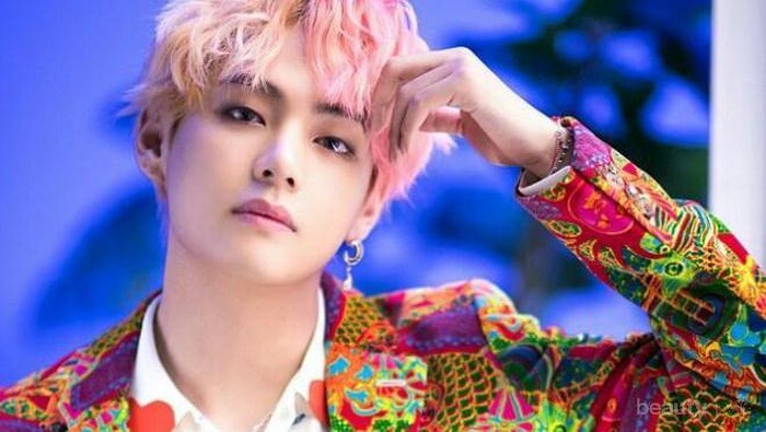 Deretan Fakta Unik Kim Tae Hyung, Dijuluki The Sexiest Brain Hingga Punya Kepribadian 4D