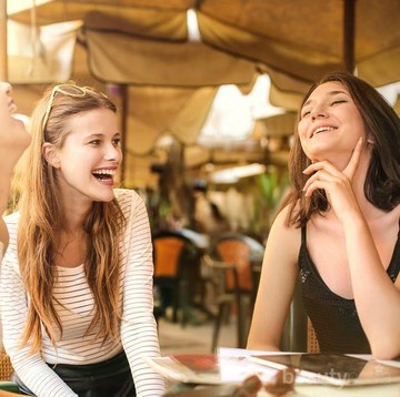 img-title Ngumpul Sambil Ngemil Tanpa Takut Gembil? Cemilan Ini Bisa Kamu Coba, Ladies!