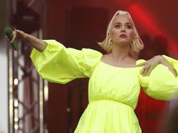 Bukan Katy Perry di Video Klip Not The End of The World Tapi Aktris Ini