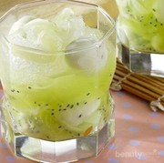 5 Kreasi Minuman Biji Selasih yang Penuh Kesegaran untuk Berbuka Puasa