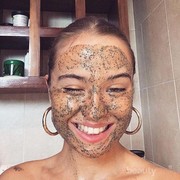 Mau Punya Wajah Cerah? Campurkan Masker Kopi dengan 5 Bahan Alami Ini!