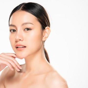 5 Rekomendasi Produk Kecantikan dengan Kandungan Emas agar Wajah Glowing dan Awet Muda