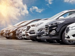 10 Mobil Paling Laku Sepanjang Masa