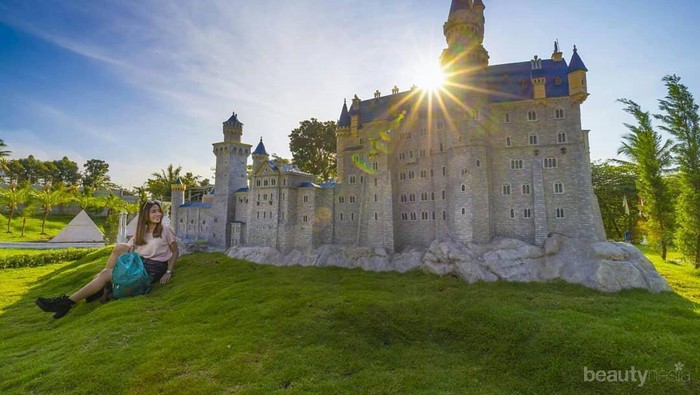 Bak Keliling Dunia, 8 Spot Foto di Mini Mania Semarang Ini Bisa Bikin Feed Instagrammu Kece!