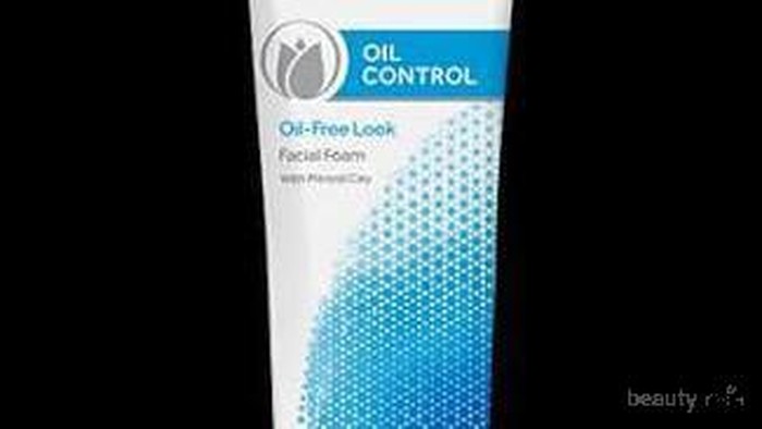 [FORUM] Facial wash yang cocok buat oily skin apa ya?