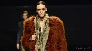 Mulai 2020, Prada Stop Gunakan Bulu Hewan untuk Koleksi Fashionnya