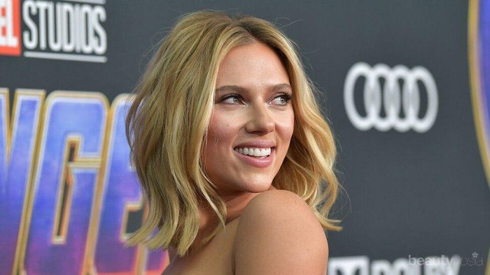 5 Inspirasi Gaya Rambut dari Scarlett 