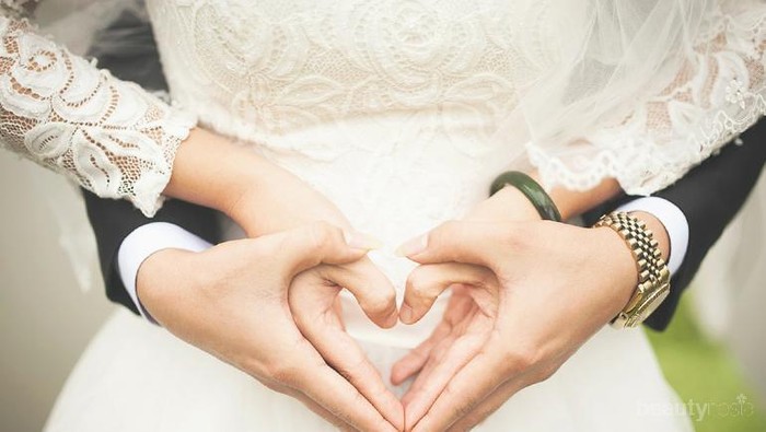 Tertarik Nikah Muda? Ketahui Dulu 6 Risiko Ini