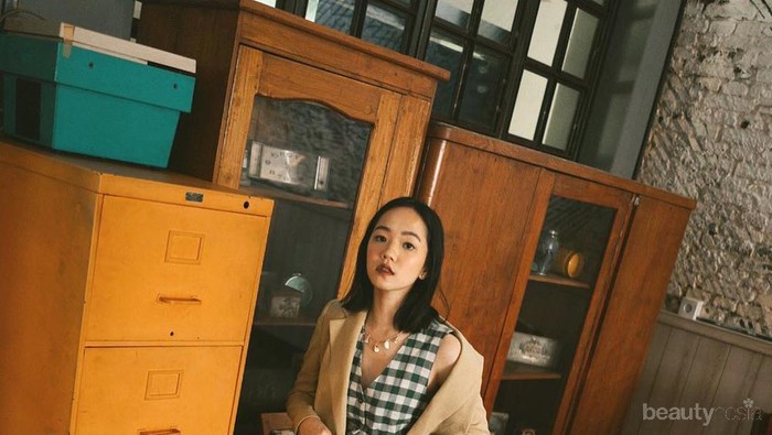 Style Tips: Inspirasi Padu Padan Motif Gingham yang Manis