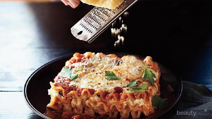 Resep: Lasagna Tebal dan Lembut yang Bisa Kamu Simpan untuk Dipanaskan Kembali