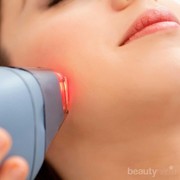 Apakah Terapi Laser dan Cahaya LED Bagus untuk Kulit? Temukan Jawabannya di Sini