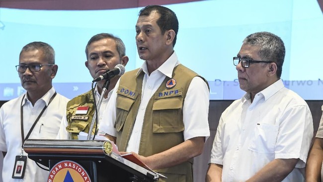 Ketua Satgas Covid-19 Doni Monardo mengatakan pelaksana tugas (plt) yang menggantikan kepala daerah tidak akan bisa mencairkan anggaran.