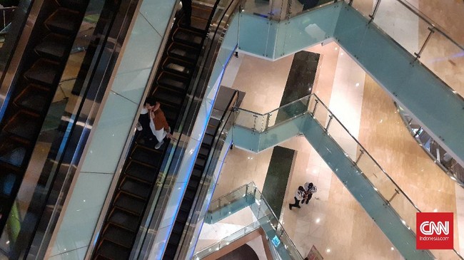 Manajemen Mal Grand Indonesia mengaku siap membayar ganti rugi senilai Rp1 miliar.