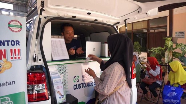 Strategi BPJS Kesehatan cabang Banjarmasin yang rutin membuka layanan Mobile Customer Service (MCS) di spot-spot yang ramai dikunjungi terbukti berhasil.