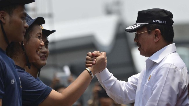 Lazimnya daulat 'duta' diberikan ke orang terpilih atau publik figur berkompeten atau bercitra positif untuk membantu mengampanyekan kebijakan hingga gerakan.