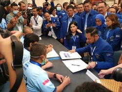 Didampingi Istri, AHY Daftar Caketum Demokrat