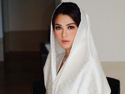 Selamat, Adinda Bakrie Hamil Anak Ketiga!