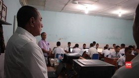 VIDEO: Belum Ada Kasus Covid-19, Sekolah di Medan Tak Libur