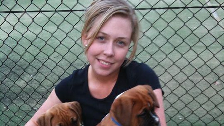 Bridget Wilkins, 29 Tahun, London Pengakuan tiga pasien yang positif virus corona (COVID-19) dari tiga negara yang berbeda.