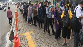 VIDEO: Pembatasan Operasional Tansportasi, Antrean Mengular