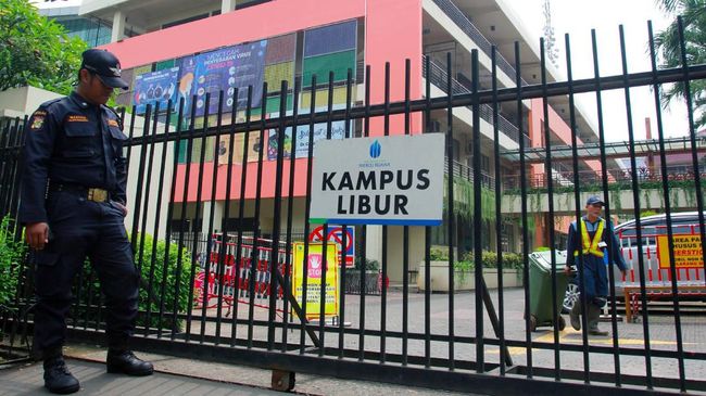 Studi menunjukkan penutupan sekolah berdampak kecil dalam menekan laju penyebaran corona. Diperkirakan mencegah 2-4 persen kematian.