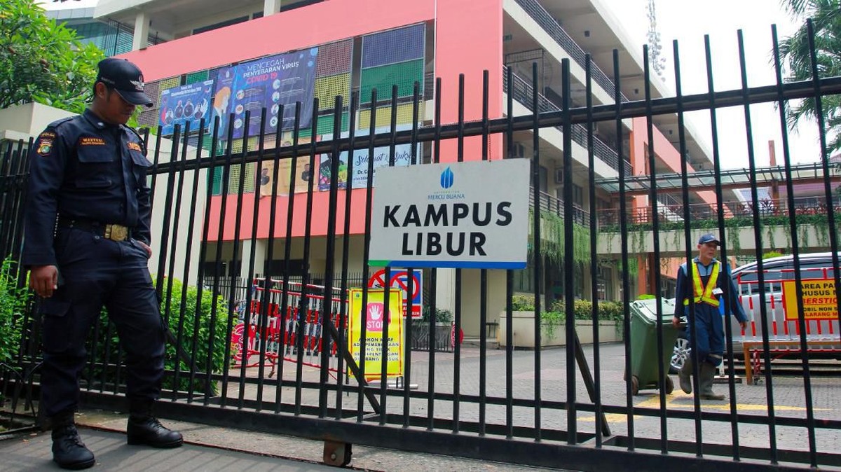 FOTO: Tak Ada Kisah-kasih di Sekolah karena Corona