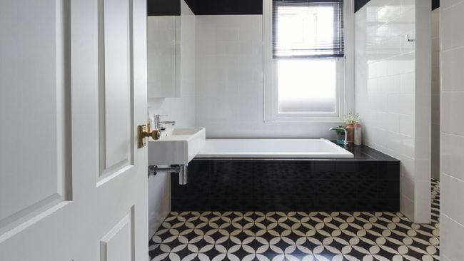 Contoh Foto Keramik Kamar Mandi Minimalis Terbaru