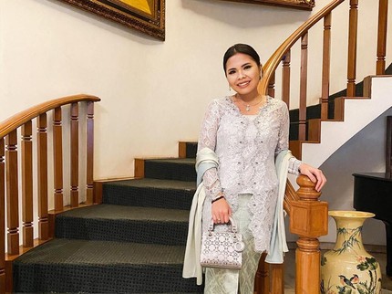 7 Potret Putri Hotman Paris, Pengacara Sukses & Berprestasi di Luar Negeri