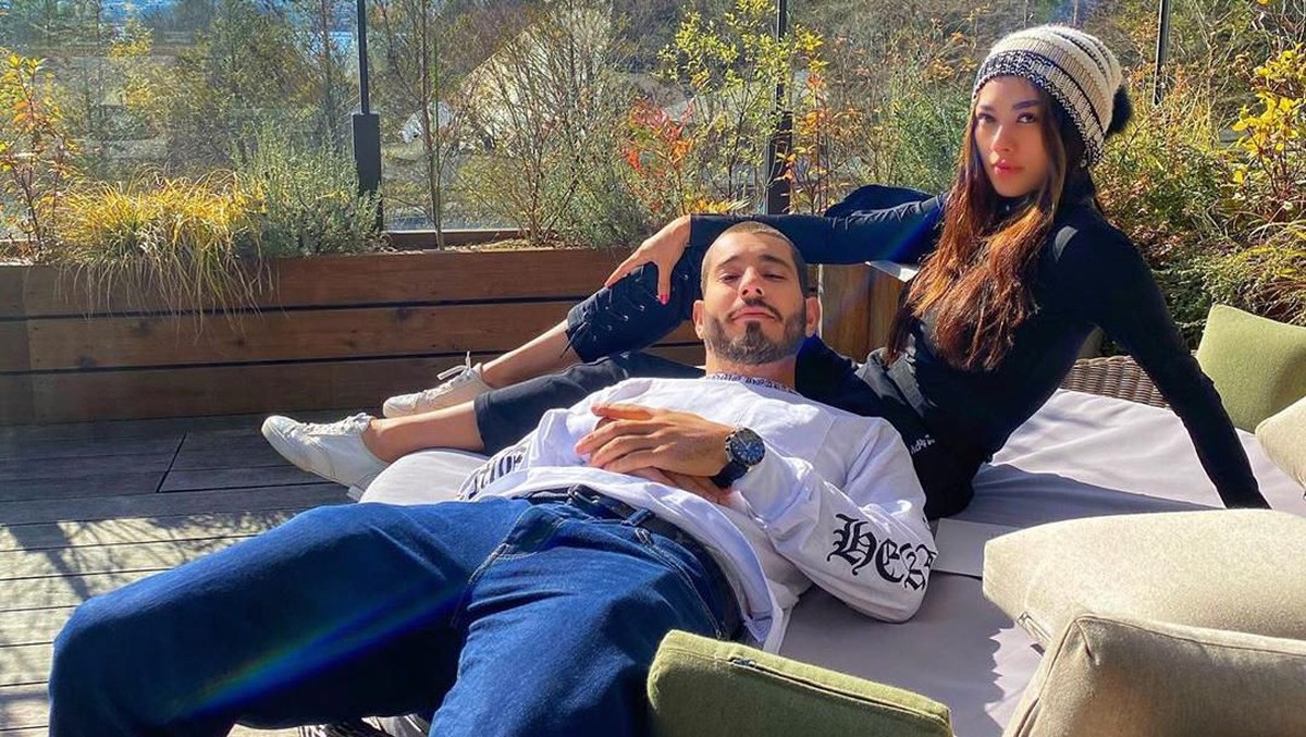 Adinda Bakrie resmi menikah dengan Vinny Di Lucia pada Minggu &lpar;15&sol;3&rpar; kemarin&period; Berikut deretan potret dan fakta tentang Vinny Di Lucia&period;