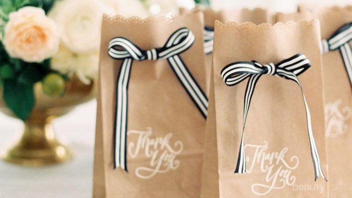 5 Souvenir Pernikahan Bermanfaat di Tengah Pandemi Corona