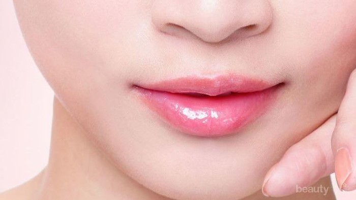 [FORUM] Mau bibir sehat dari dalam? Ikutin cara ini yuk!