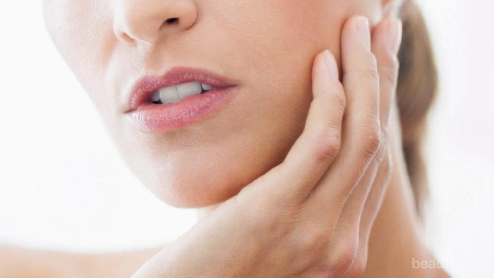 Semua yang Perlu Kamu Tahu Tentang Operasi Double Chin