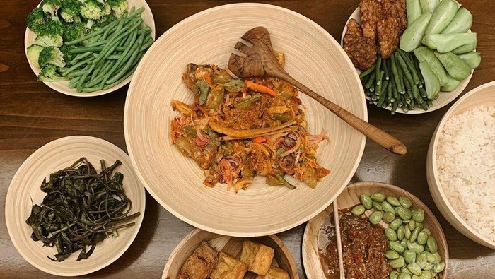 Deretan Masakan Buatan Influencer Rachel Vennya yang Simpel dan Lezat, Bikin di Rumah Yuk!
