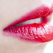 Makin Percaya Diri, Ini 5 Rekomendasi Warna Lipstik untuk Si Bibir Hitam