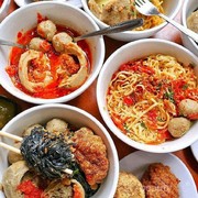 5 Makanan Pedas di Jakarta, Rasanya Maknyus Bikin Nagih!