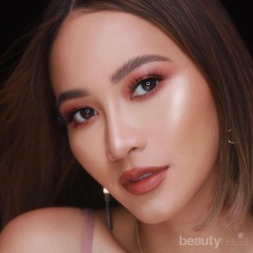 Kenali 5 Foundation Khusus untuk Kulit Berminyak di Bawah Rp150 Ribu