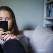 [FORUM] Merasa risih ga girls kalau punya pacar yang hobbynya ngecekin chat kamu?